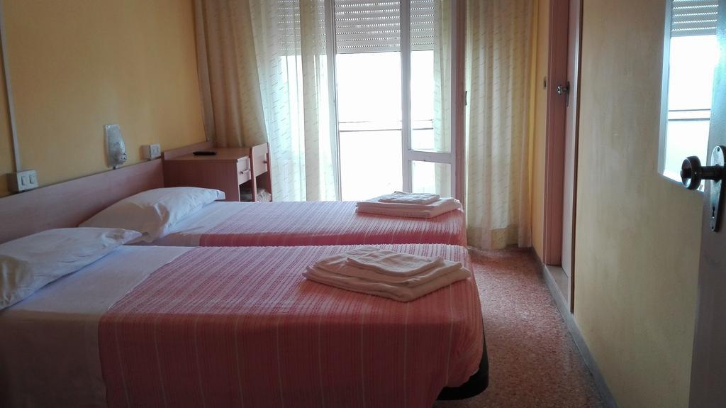 Hotel Ninfea Cervia Exterior photo