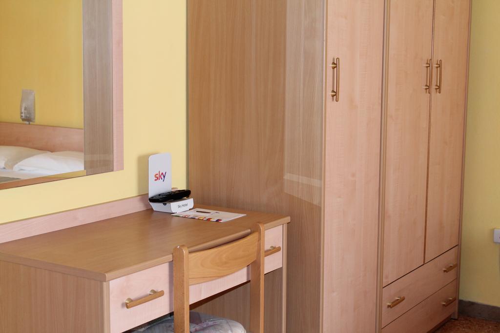 Hotel Ninfea Cervia Exterior photo