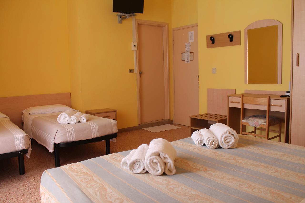 Hotel Ninfea Cervia Exterior photo